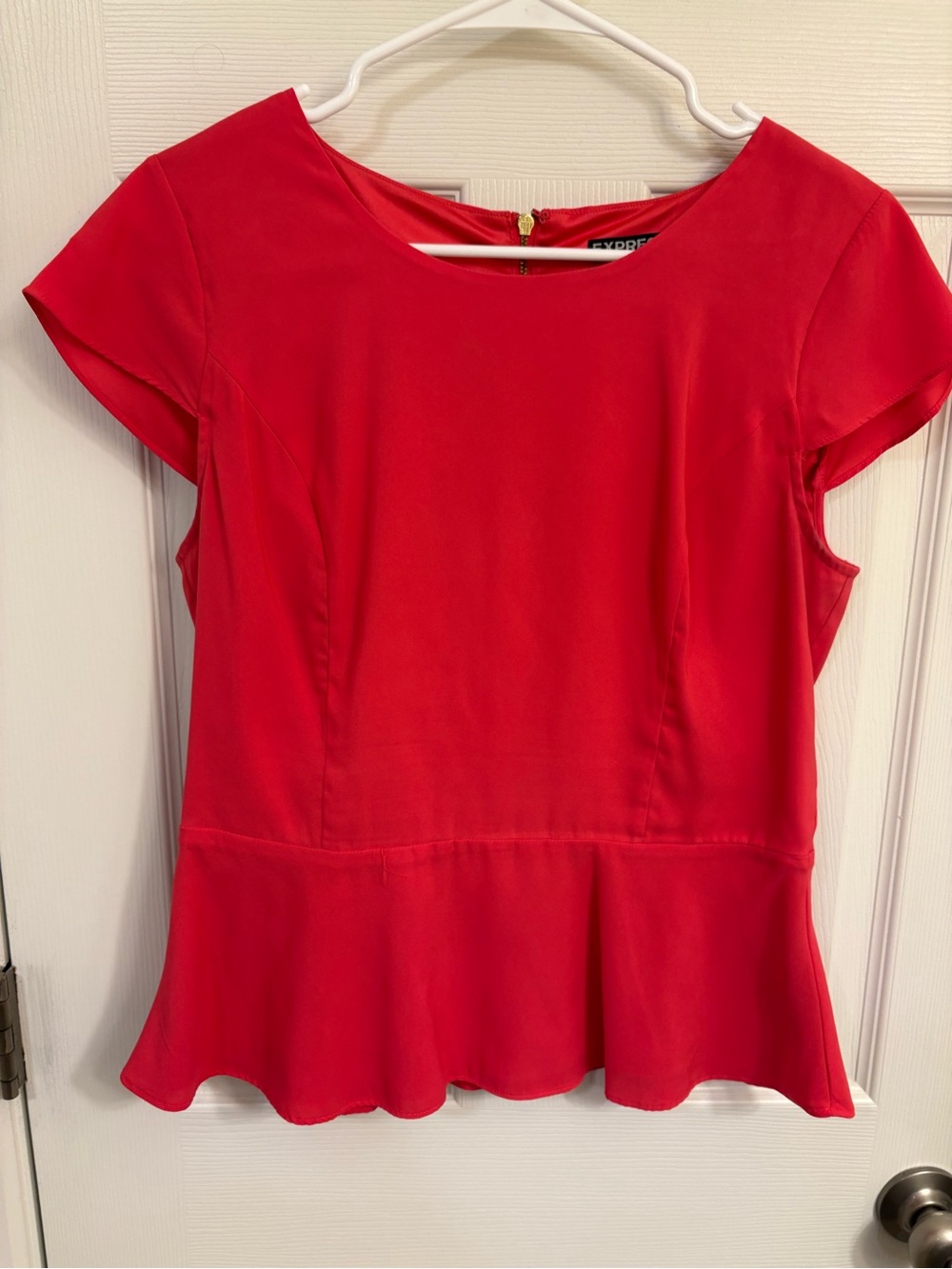 Express Peplum Tops – 2 pc Bundle Lot - Size Medium - Coral Pink & Light Blue - Picture 8 of 13